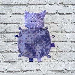 Világoslila cica minky szundikendő