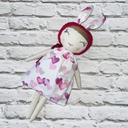 Pink szíves ruhás nyuszibaba